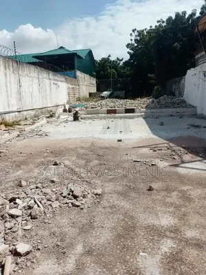 Plot in Nyali