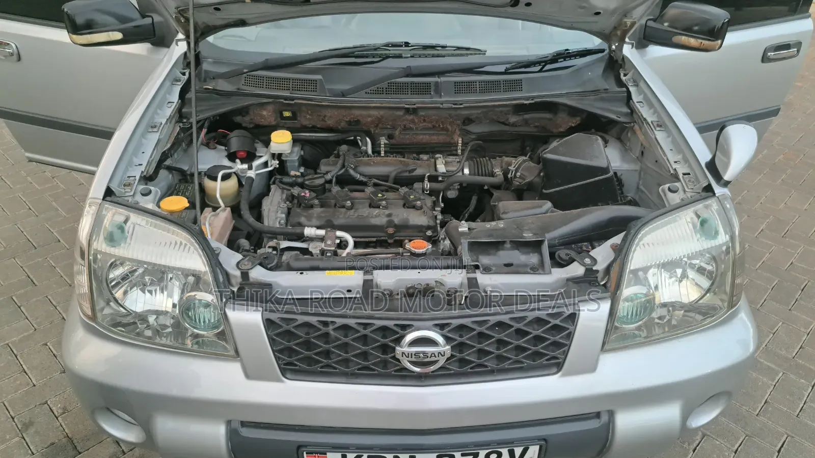 Nissan X-Trail 2004 Gray