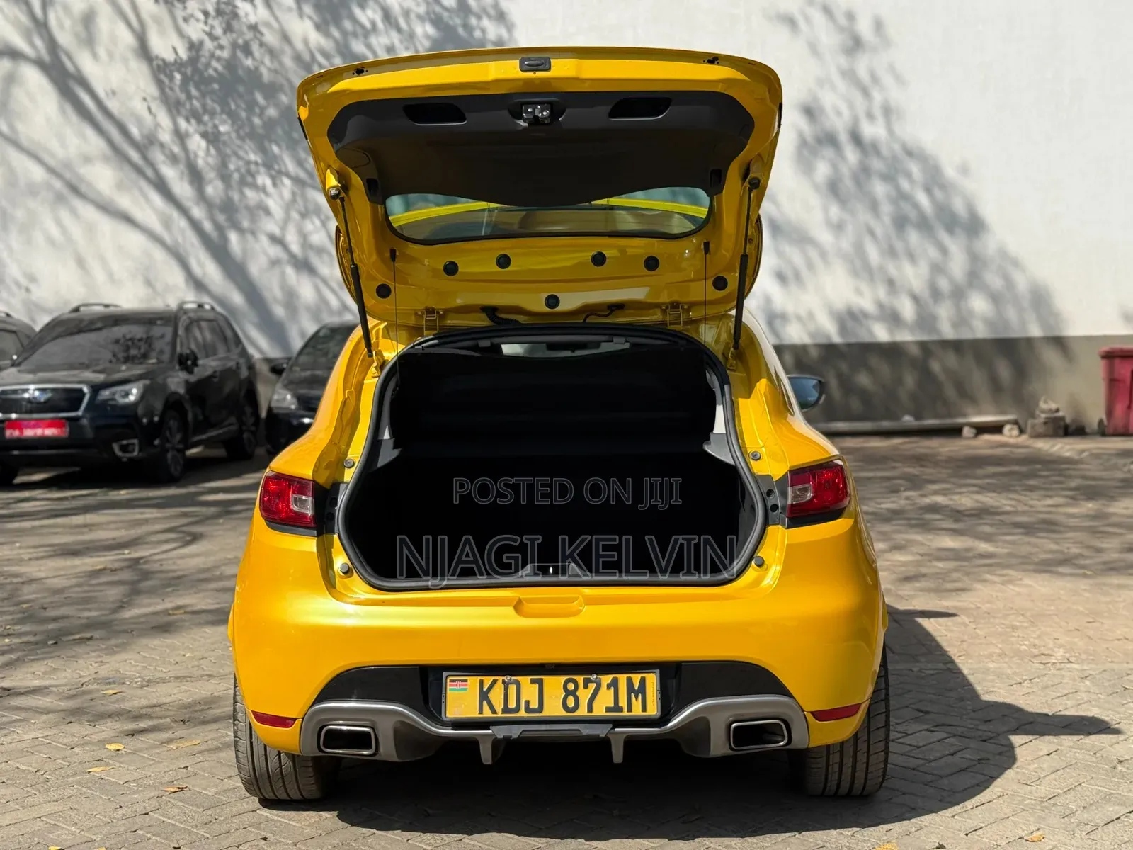Renault Lutecia 2015 Yellow