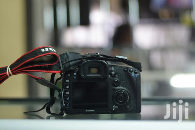 Canon 6D With 28-300mm Lens - thumbnail 3