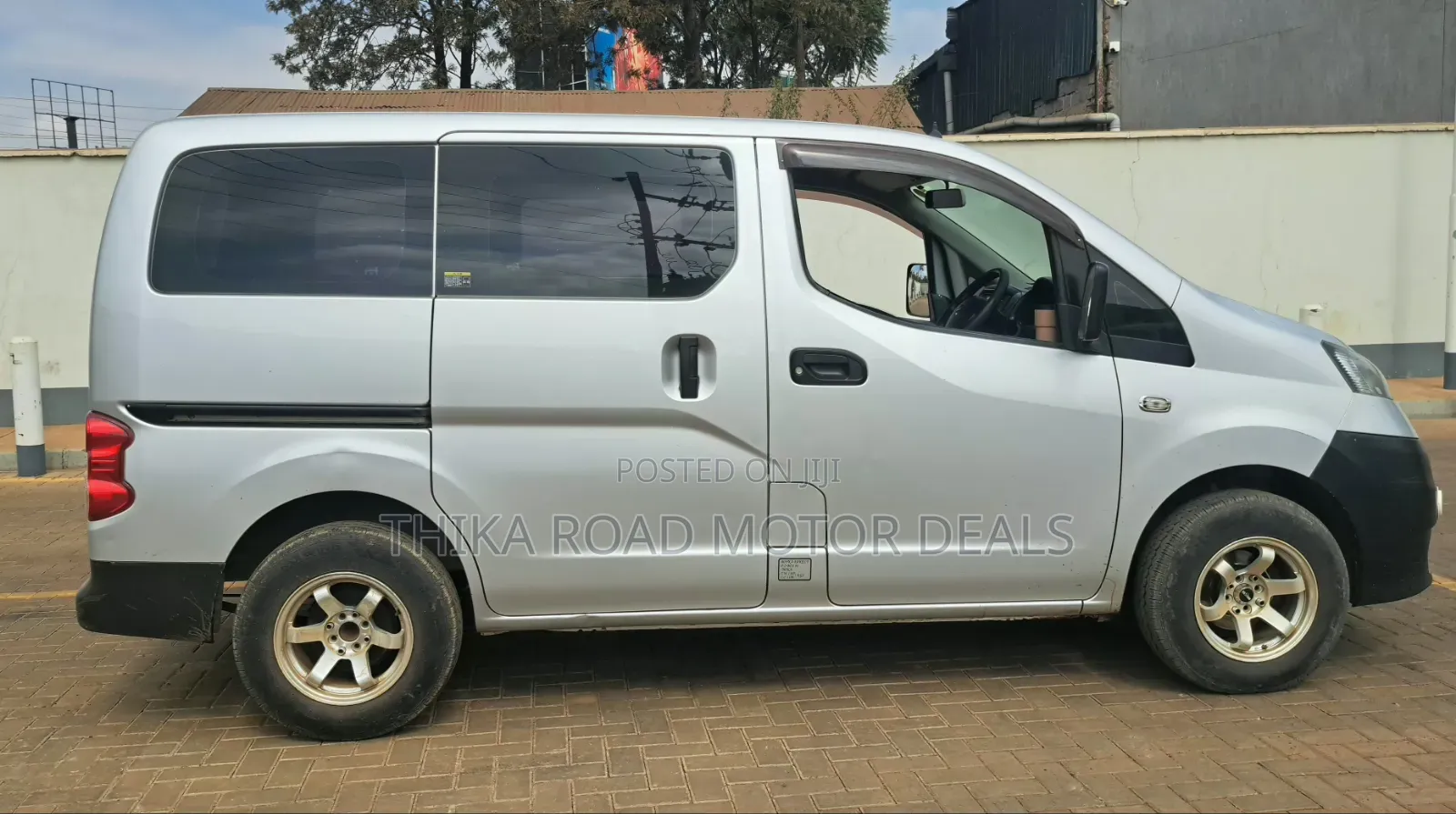 Nissan NP200 2014 Silver