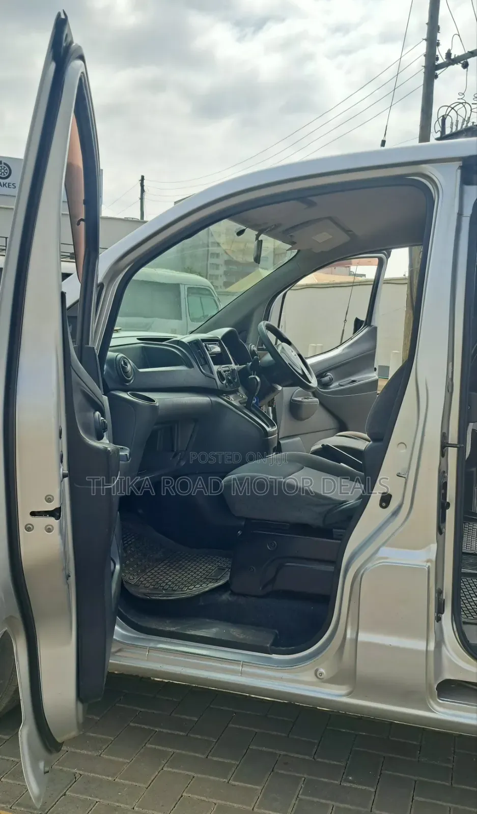 Nissan NP200 2014 Silver