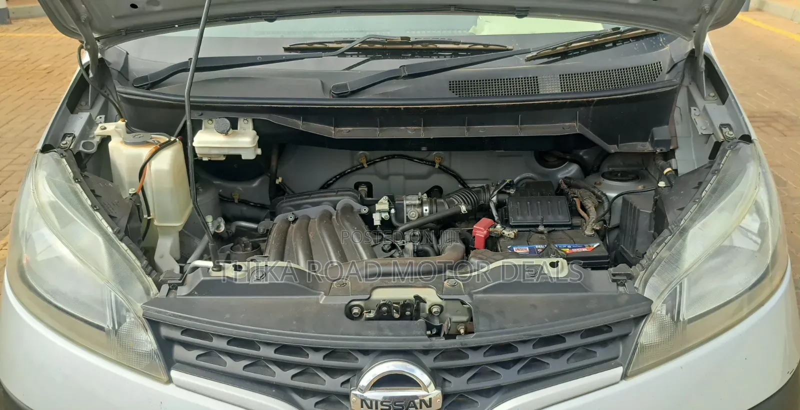 Nissan NP200 2014 Silver