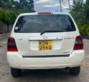 Toyota Kluger 2004 White