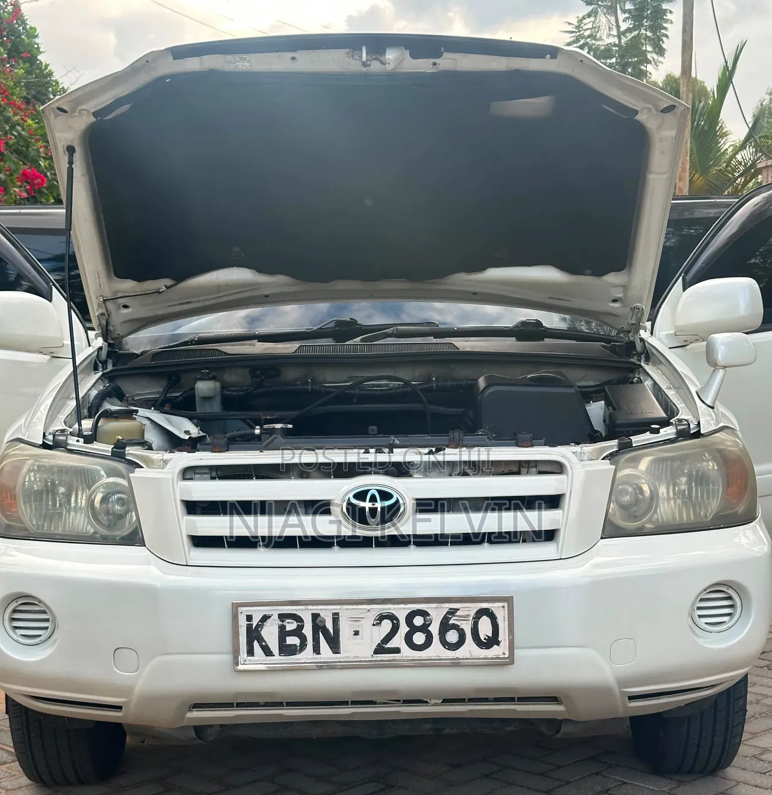 Toyota Kluger 2004 White