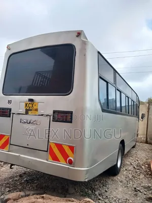 Isuzu NQR 2019