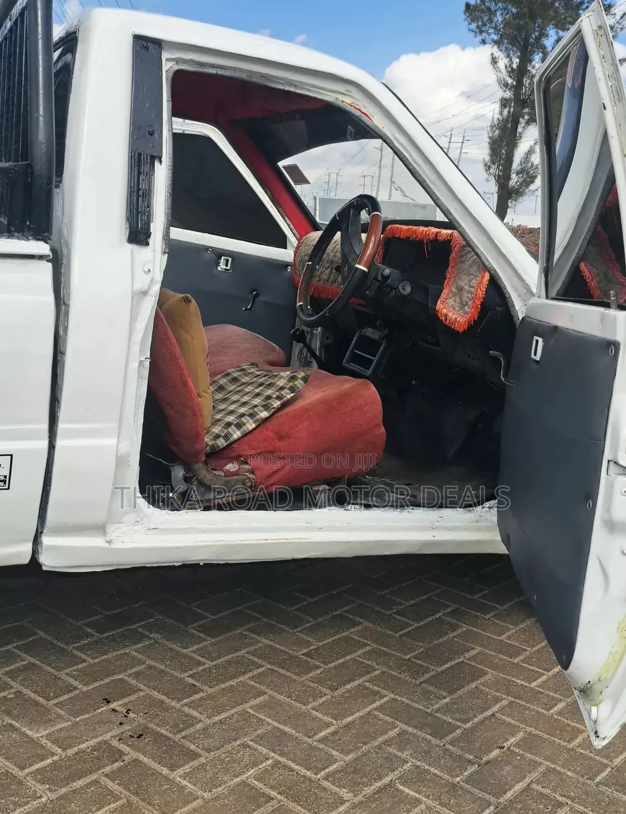 Toyota Hilux 1991 White