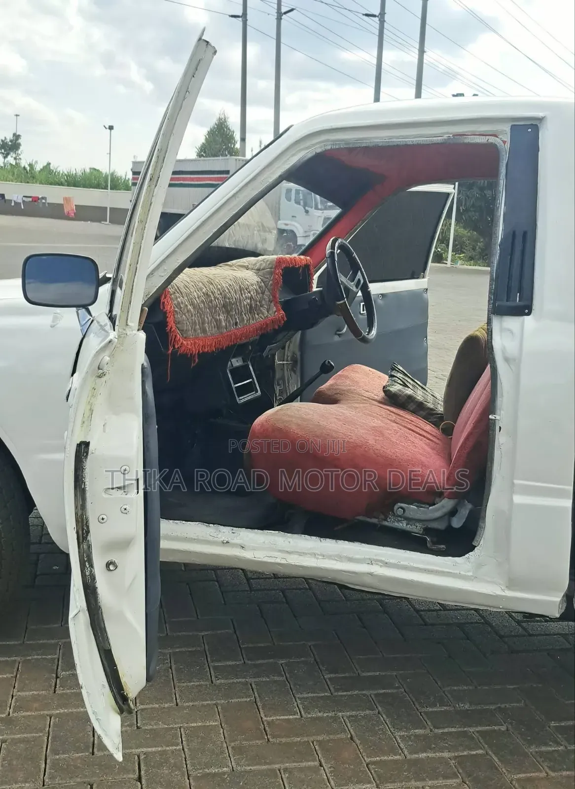 Toyota Hilux 1991 White
