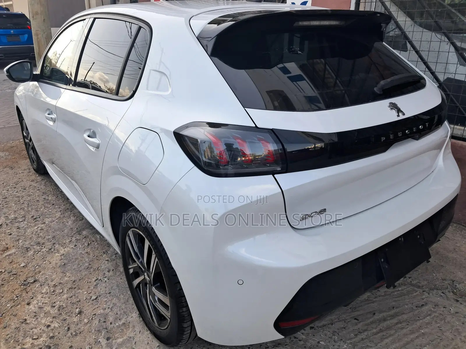 Peugeot 208 2021 White