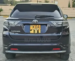 Toyota Harrier 2014