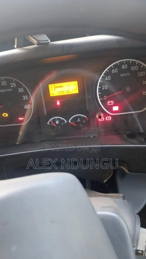 Isuzu FRR Very Clean - thumbnail 2