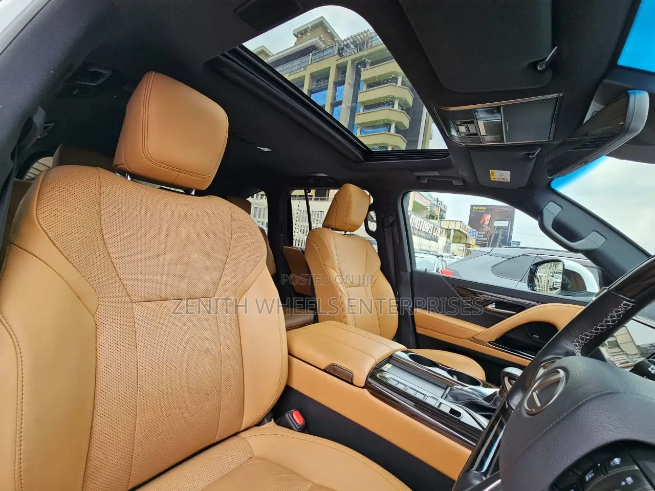 Lexus LX 2022 White
