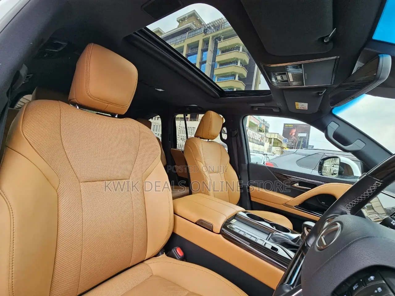 Lexus LX 2022 White