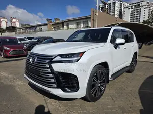 Lexus LX 2022 White