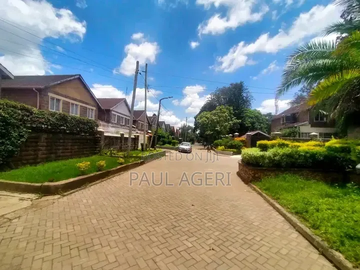4bedroom Plus Sq Available for Rent in Langata Going for 90000