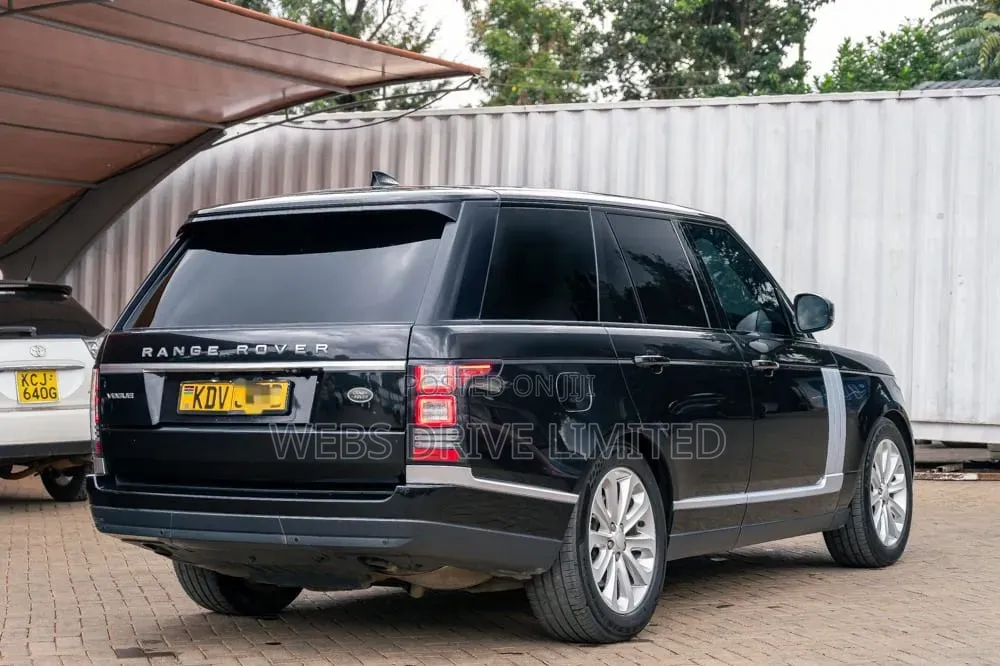 Land Rover Range Rover Vogue 2017 Black