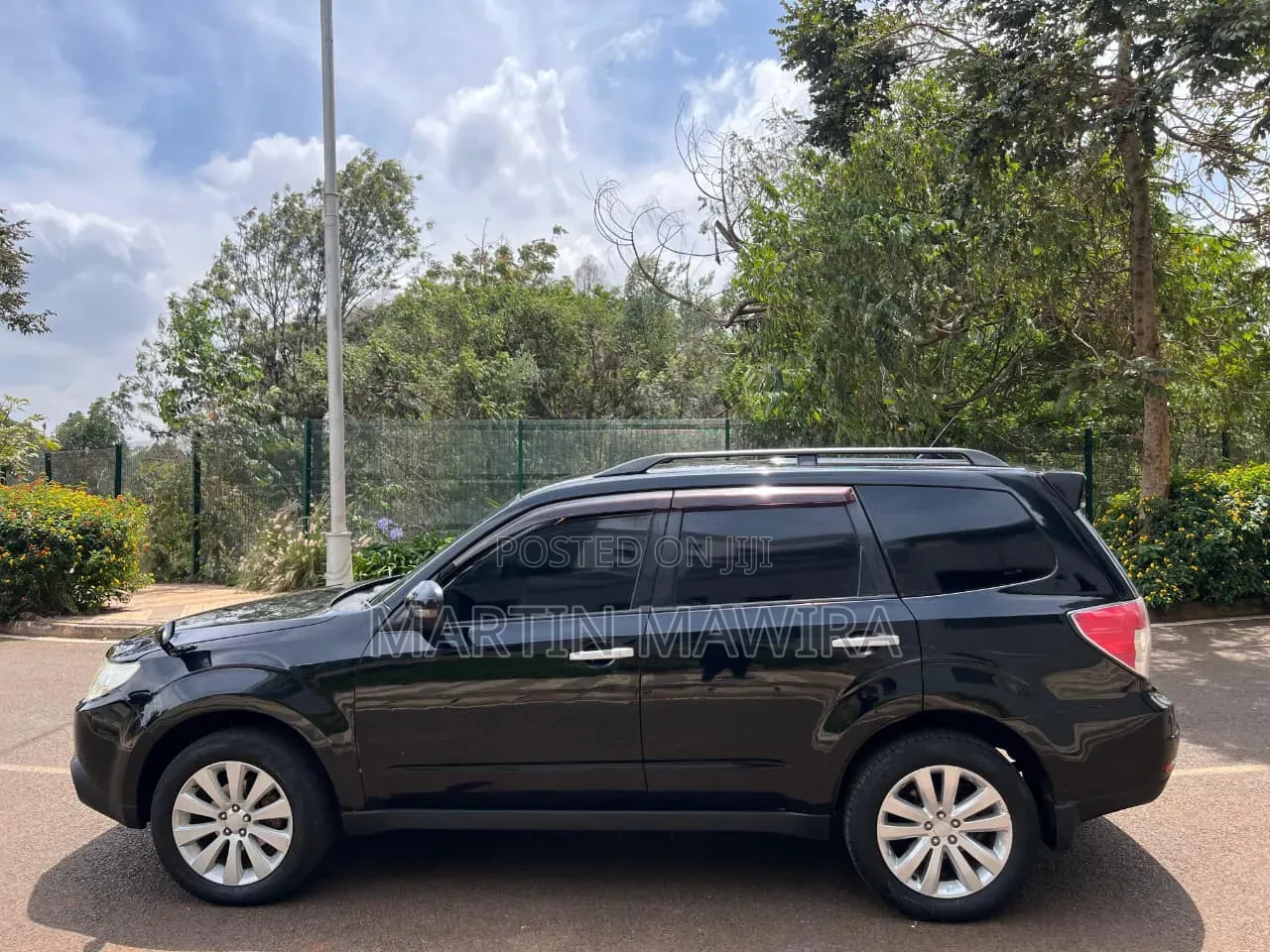Subaru Forester 2012 Black