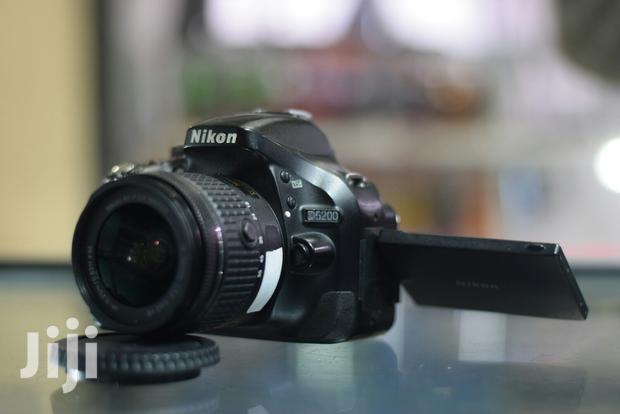 Nikon Dslr Camera With 24mp and Flip Screen - main view