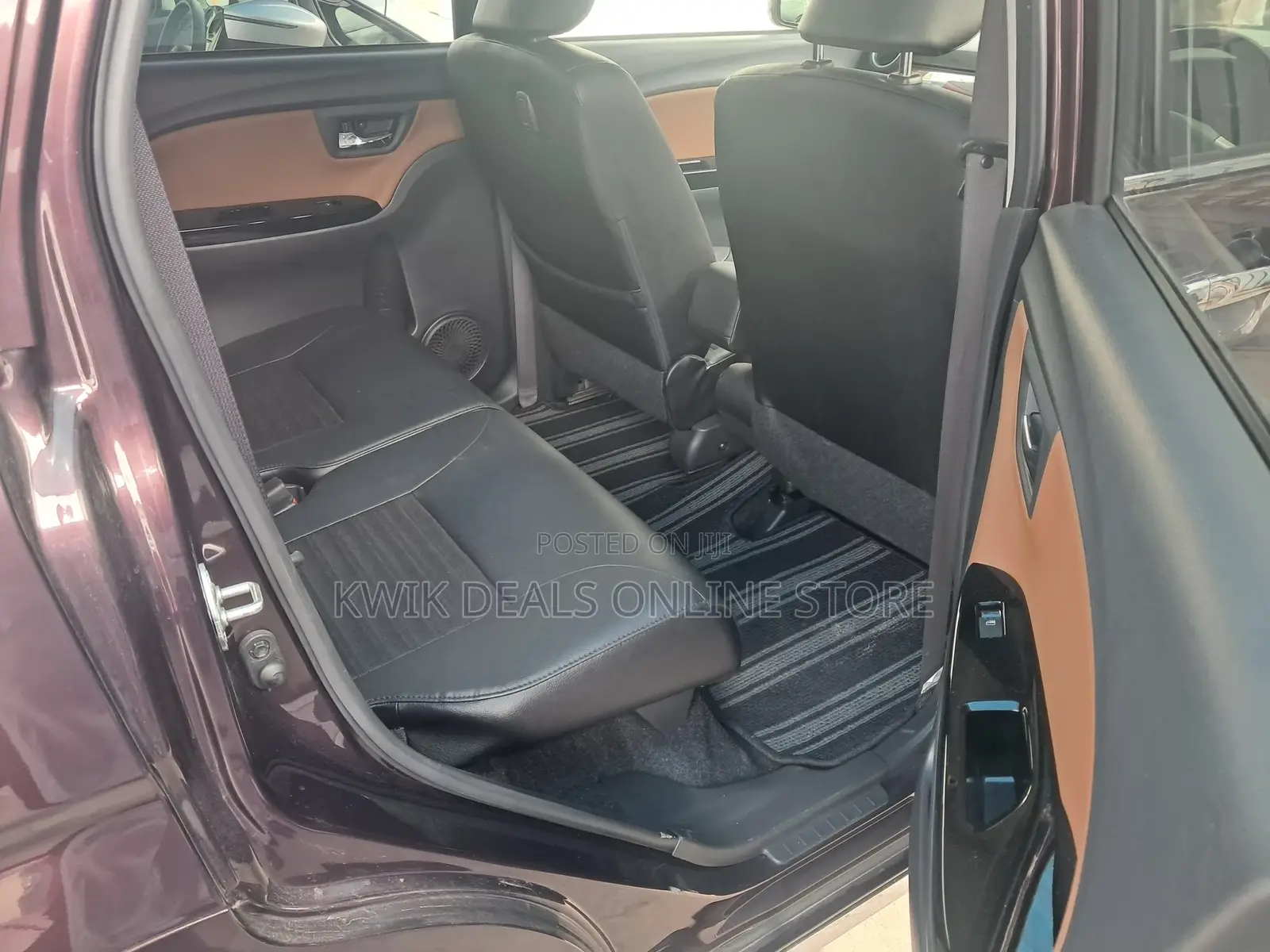 Daihatsu Cast 2019 Burgundy