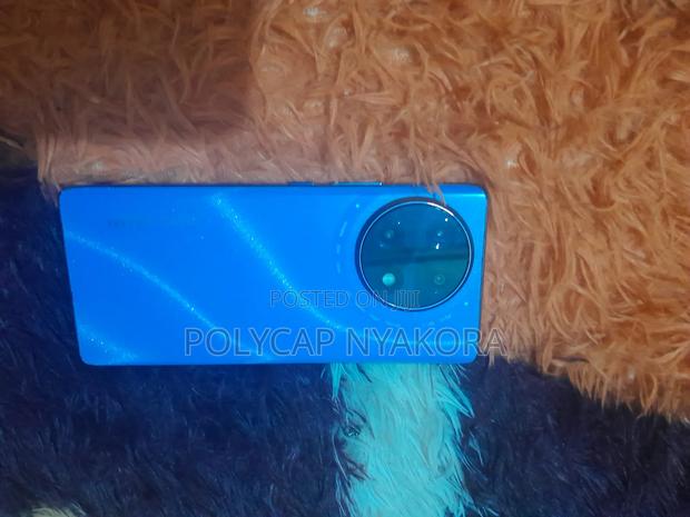 Tecno Camon 30S 128 GB - thumbnail 2