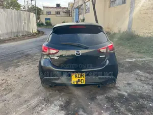 Mazda Demio 2016 Black