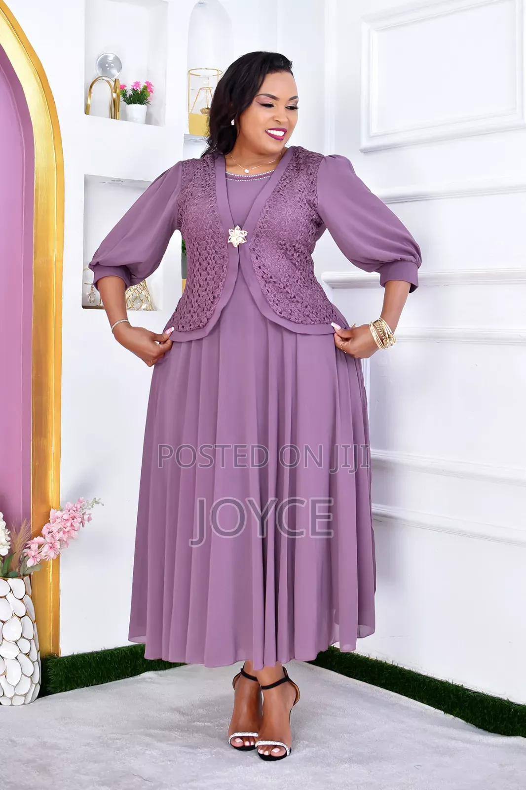 Long Chifrom Dress With a Coat