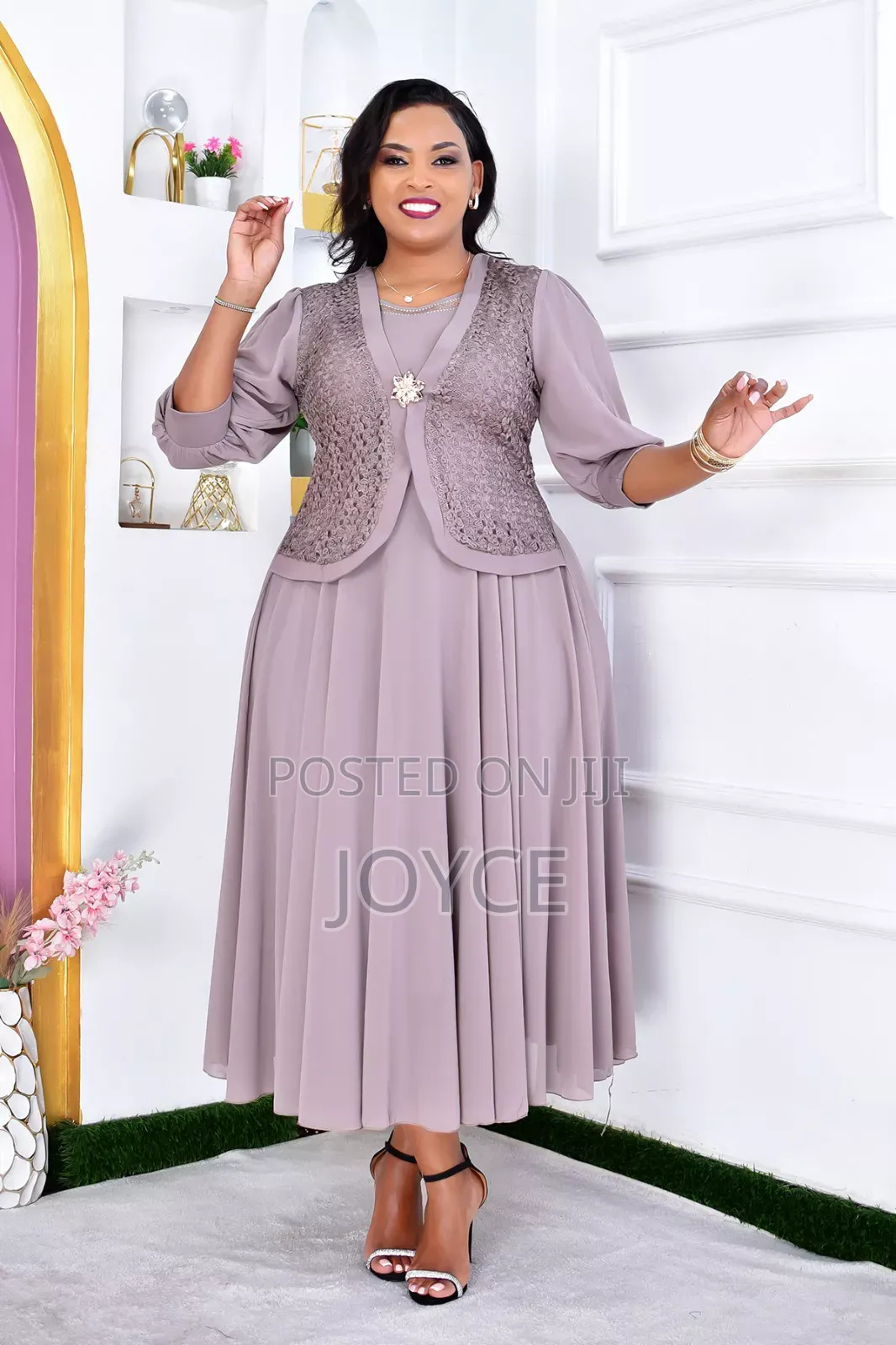 Long Chifrom Dress With a Coat