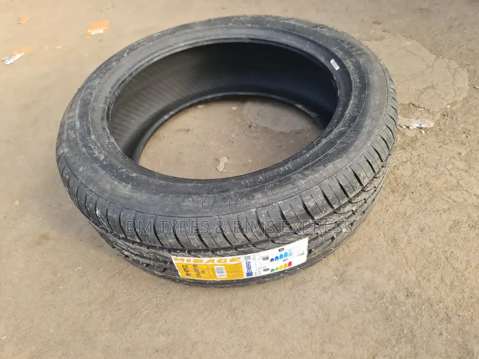 225 /55r19 Mirage Tires (Highway)