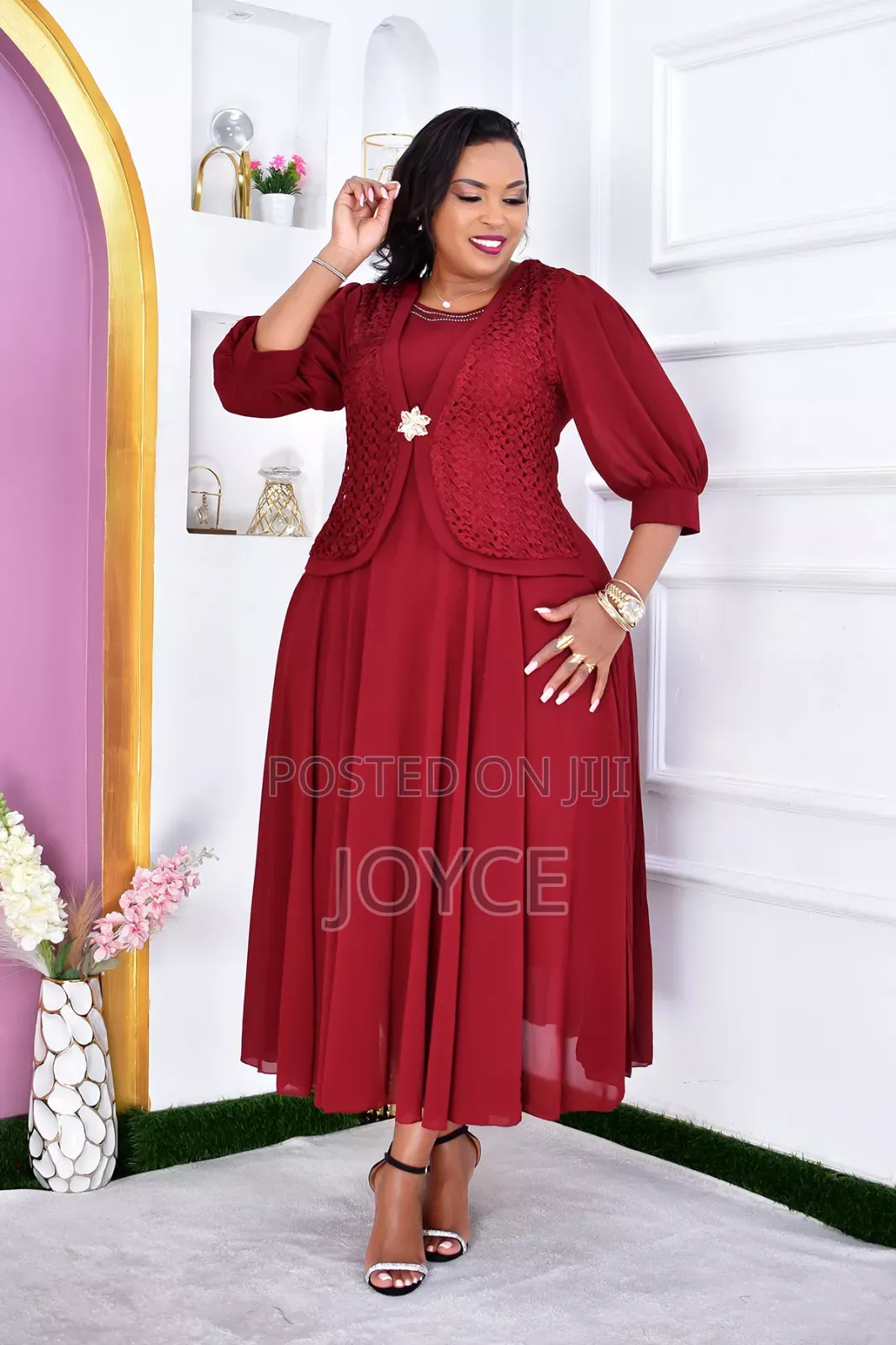 Long Chifrom Dress With a Coat