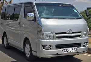Toyota HiAce 2013 Silver