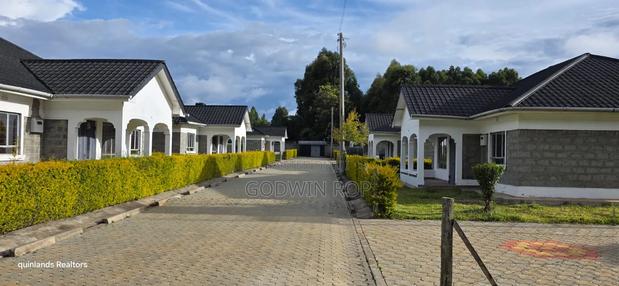 3bdrm House in Illula for sale