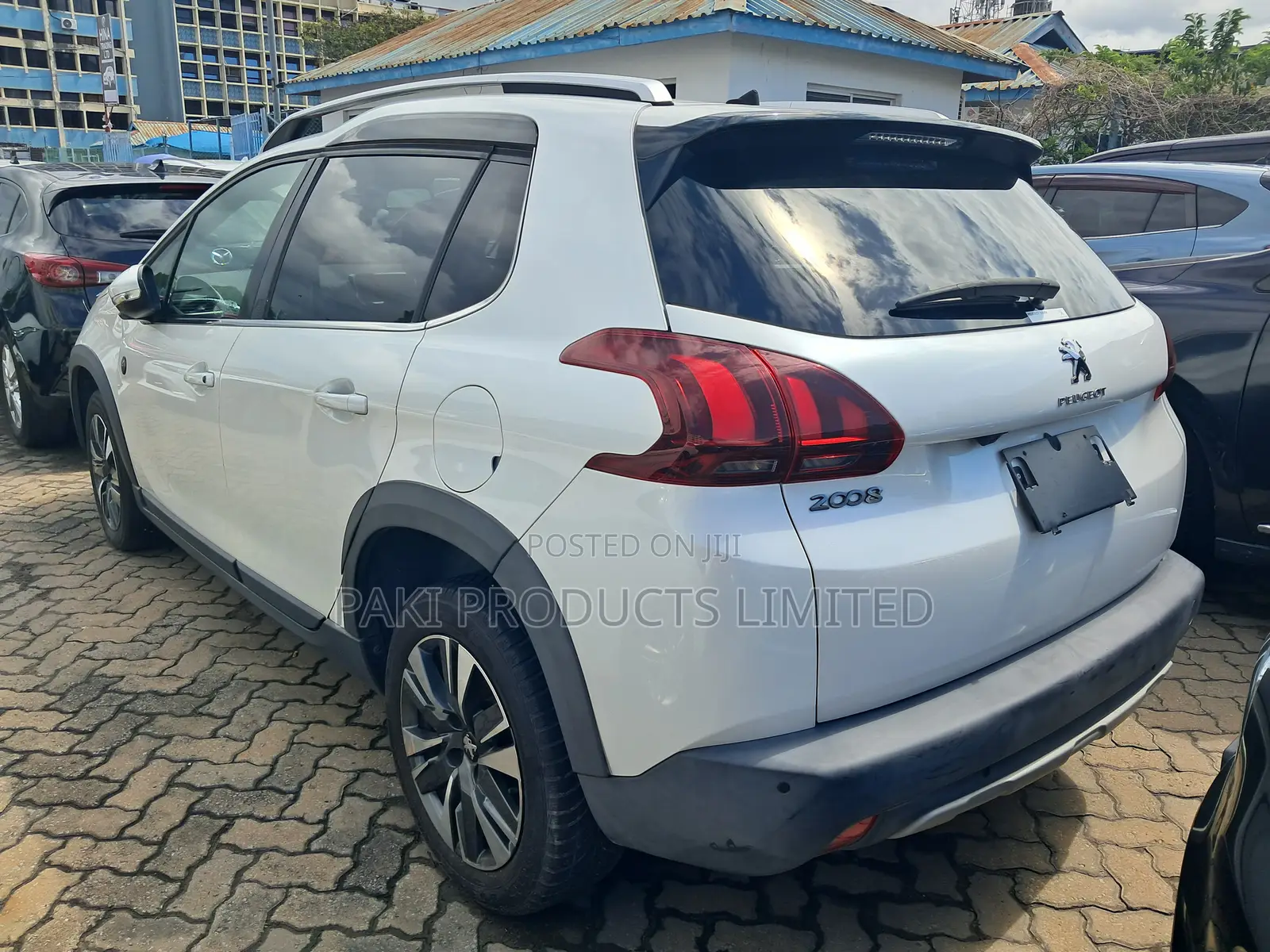 Peugeot 2008 2019 White