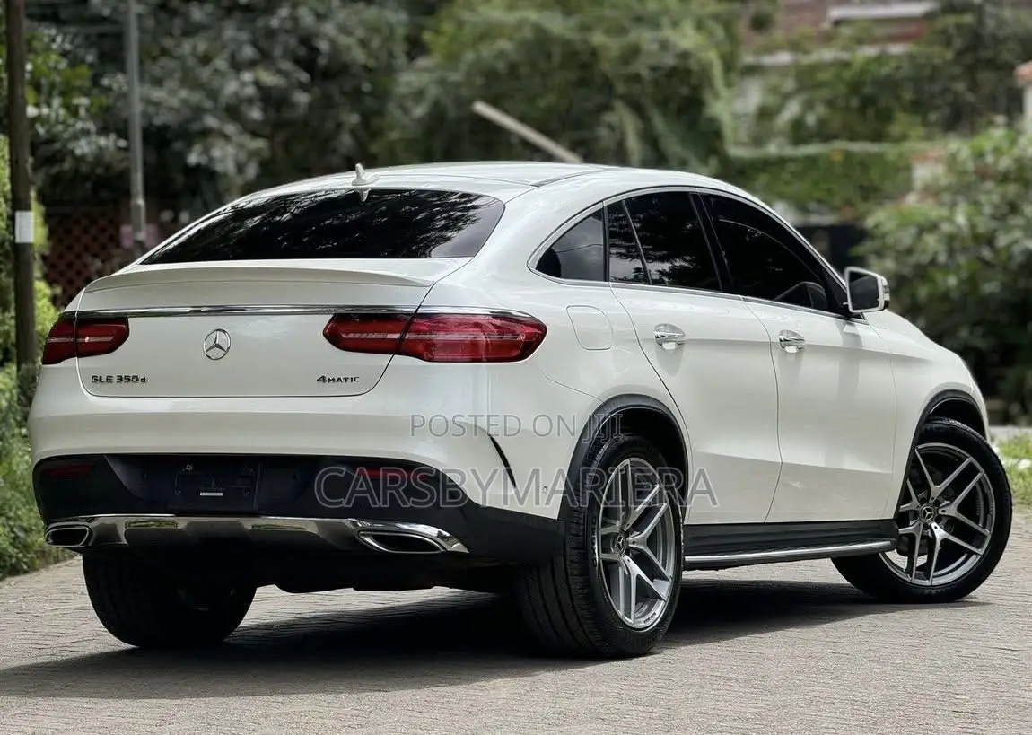 Mercedes-Benz GLE-Class GLE 350d 4MATIC 2018 White