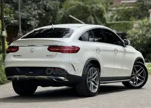 Mercedes-Benz GLE-Class GLE 350d 4MATIC 2018 White