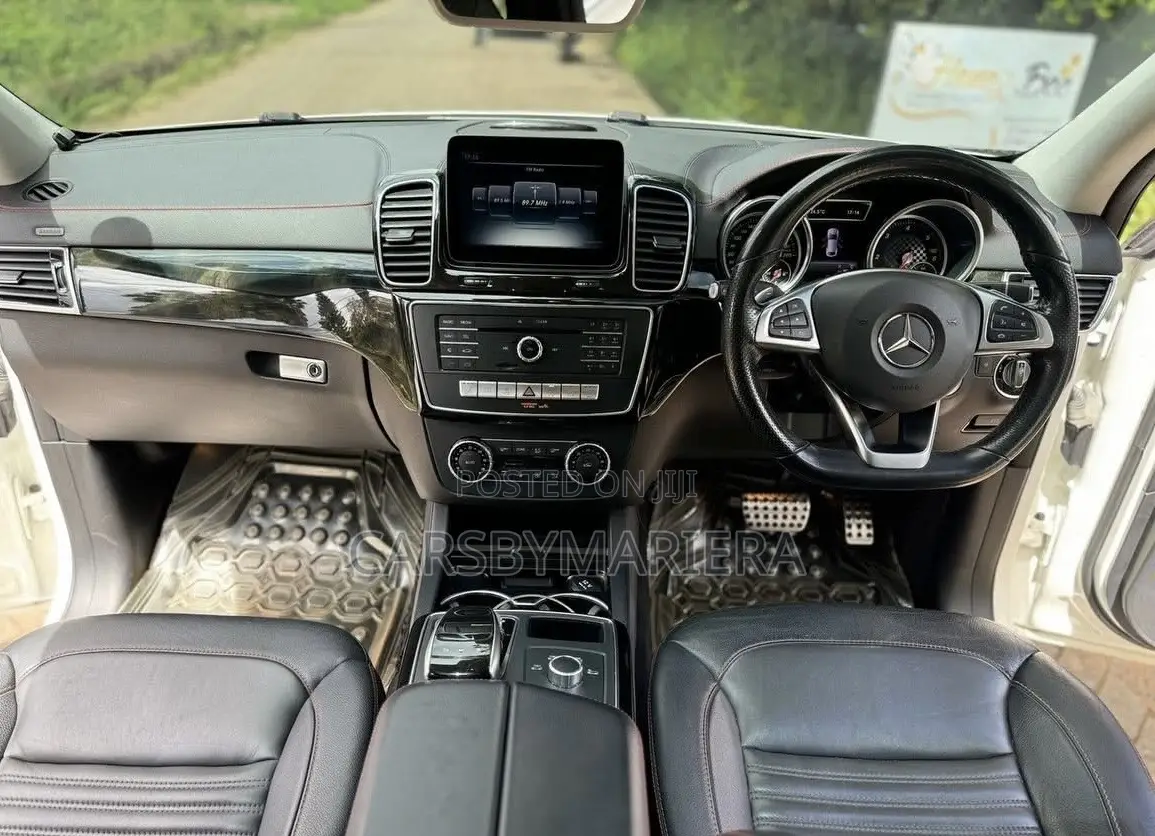 Mercedes-Benz GLE-Class GLE 350d 4MATIC 2018 White