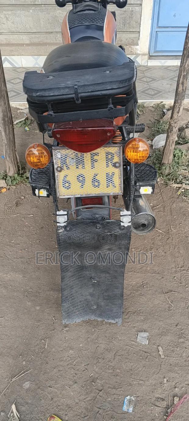 Bajaj Boxer 100 2022 Red - thumbnail 3