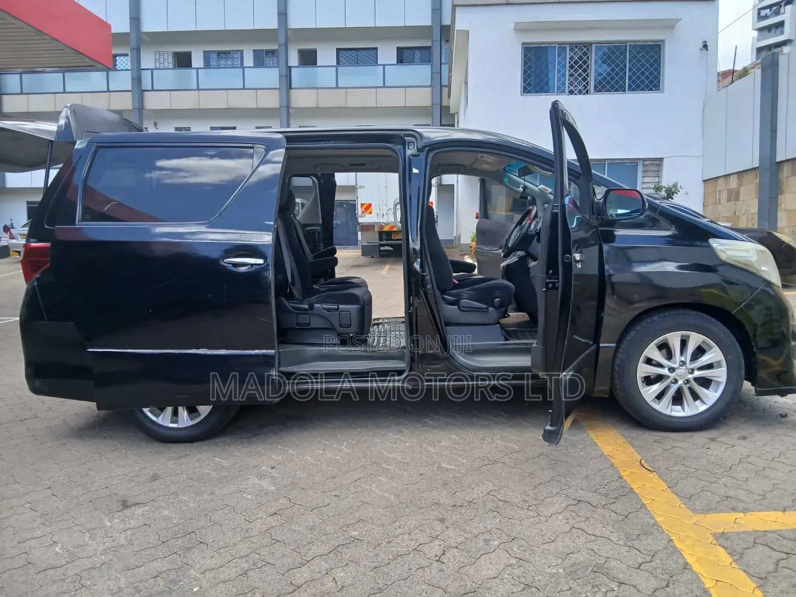 Toyota Alphard 2012 Black