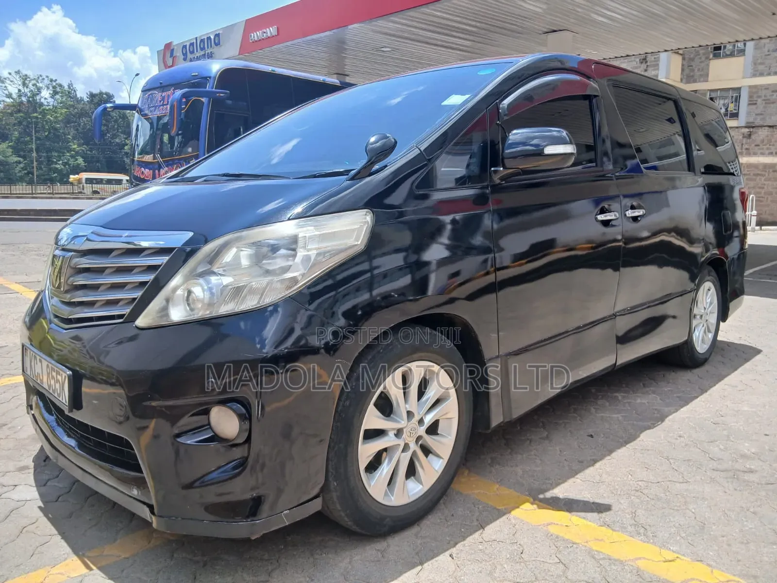 Toyota Alphard 2012 Black