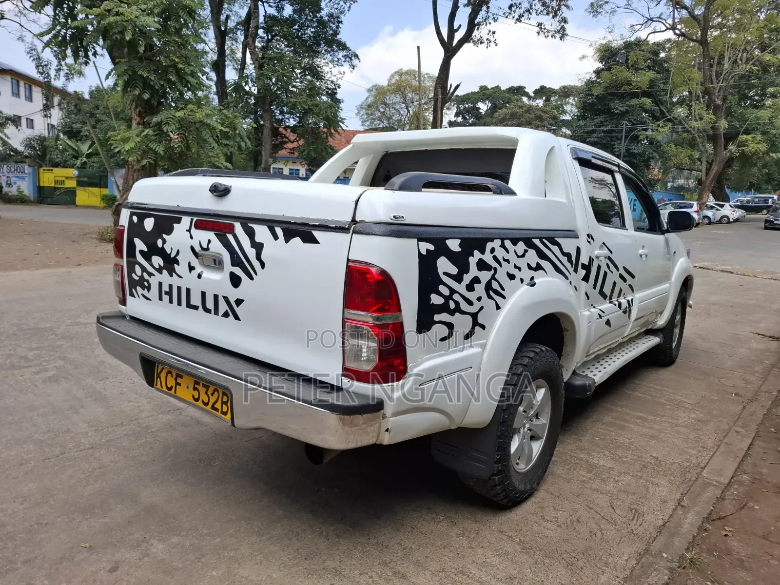 Toyota Hilux 2008 White