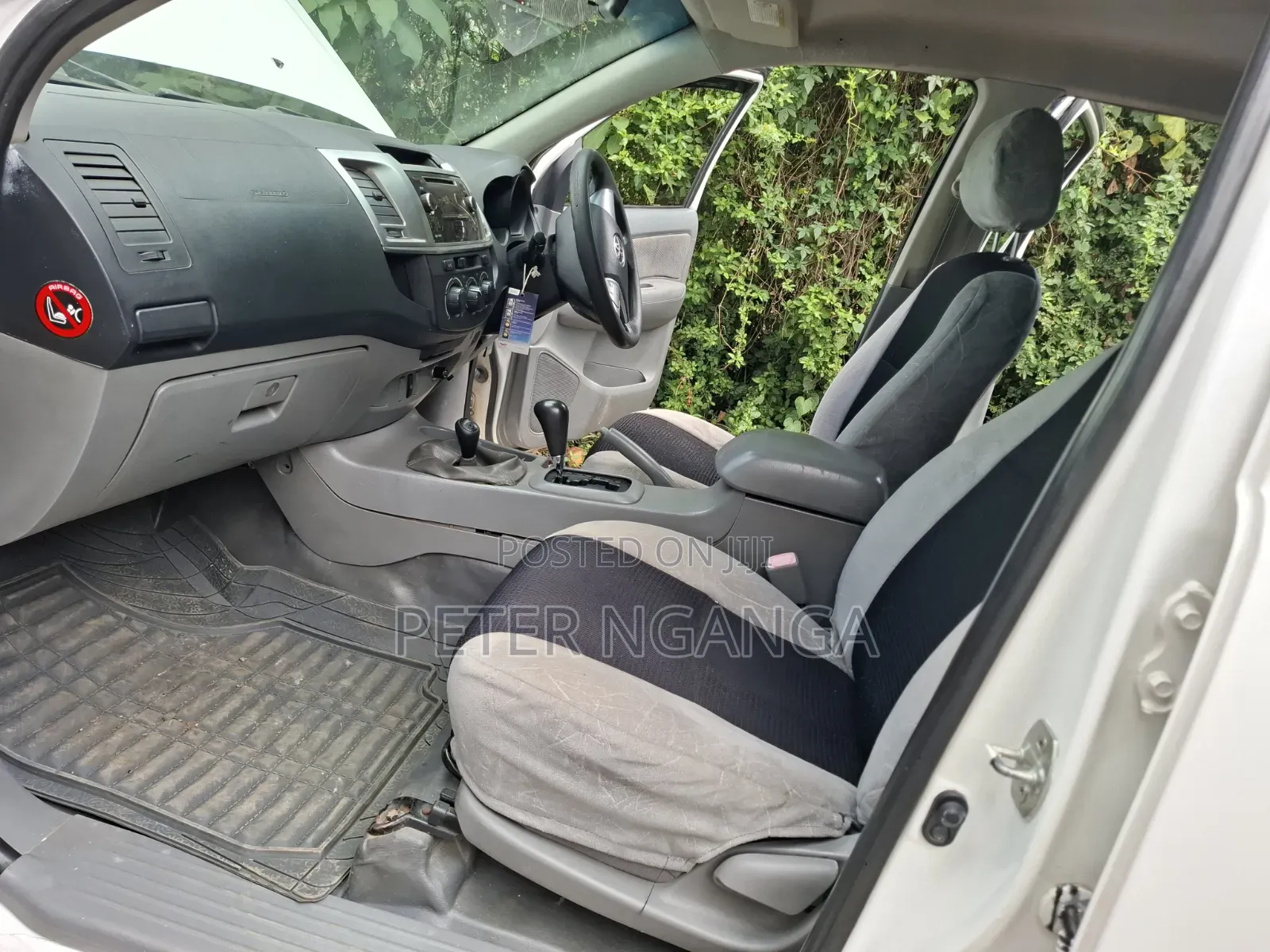 Toyota Hilux 2008 White