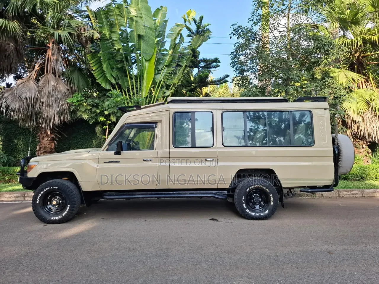 Toyota Land Cruiser 2013 Beige