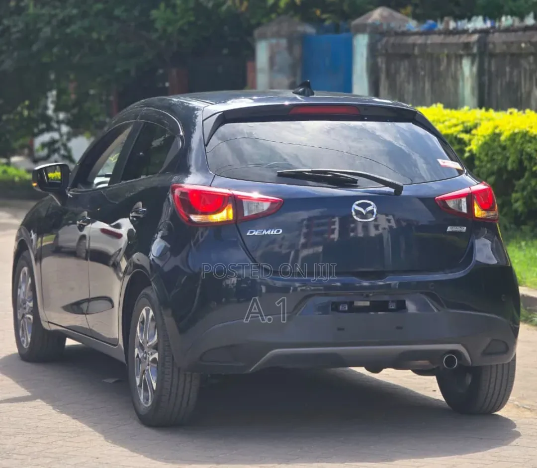 Mazda Demio 2019 Black