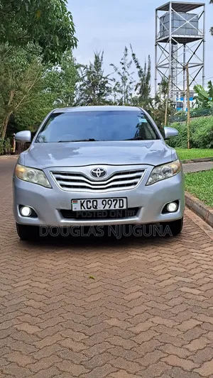 Toyota Camry 2012 Silver