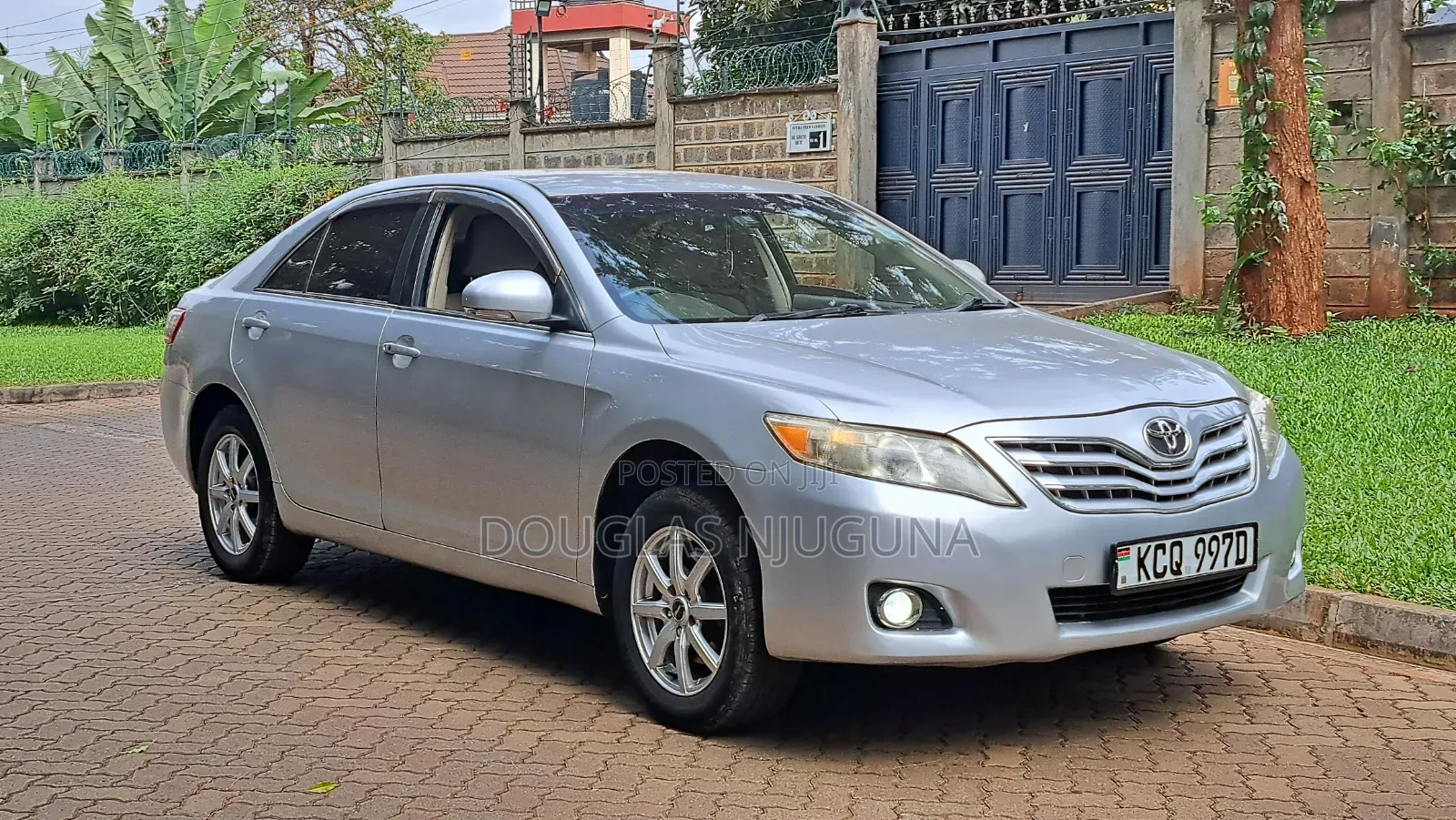 Toyota Camry 2012 Silver