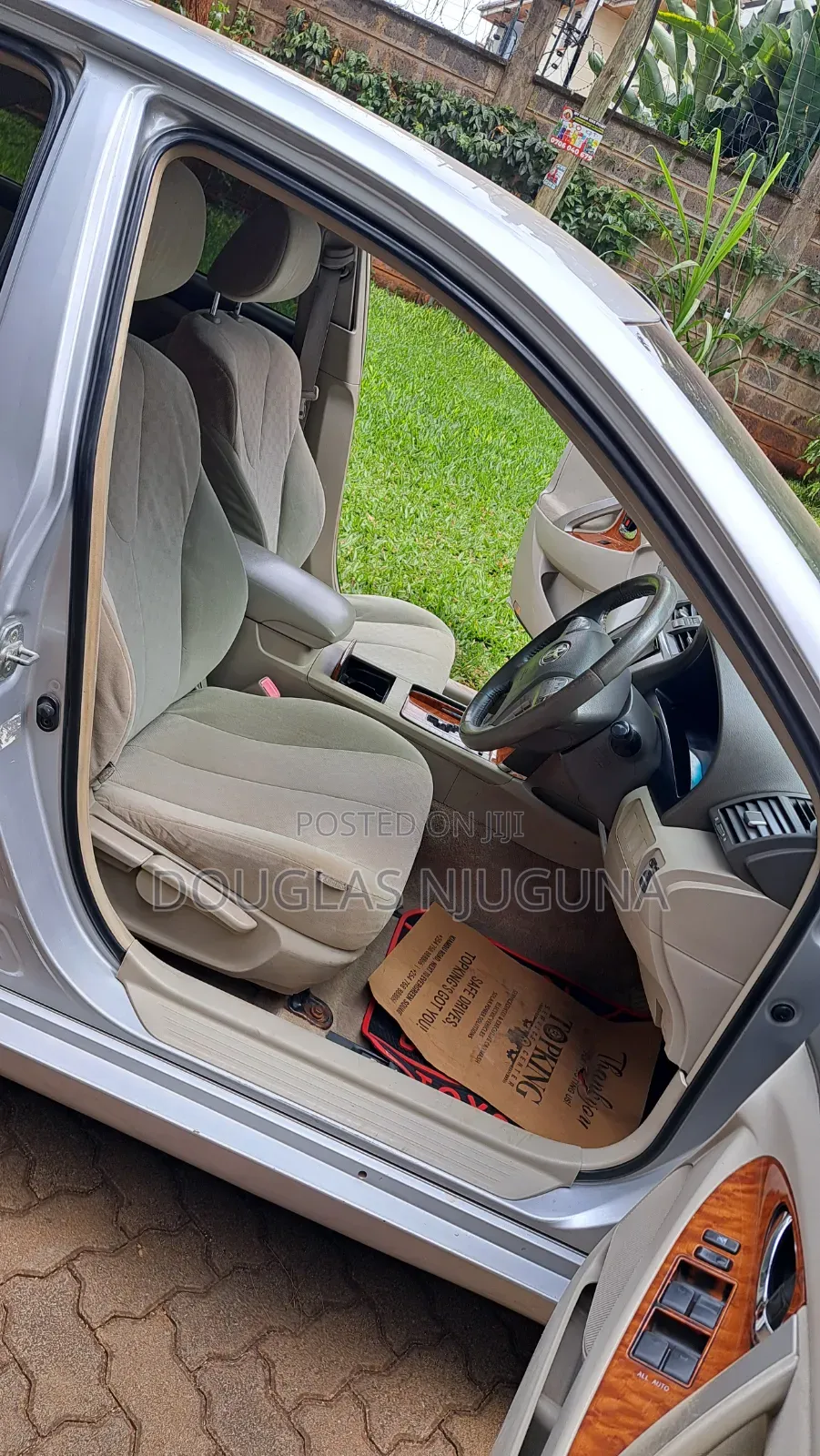Toyota Camry 2012 Silver