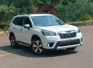 Subaru Forester 2019 White
