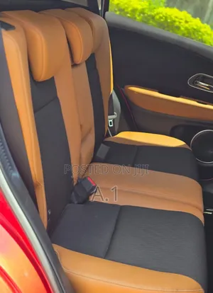 Honda Vezel 2019 Maroon