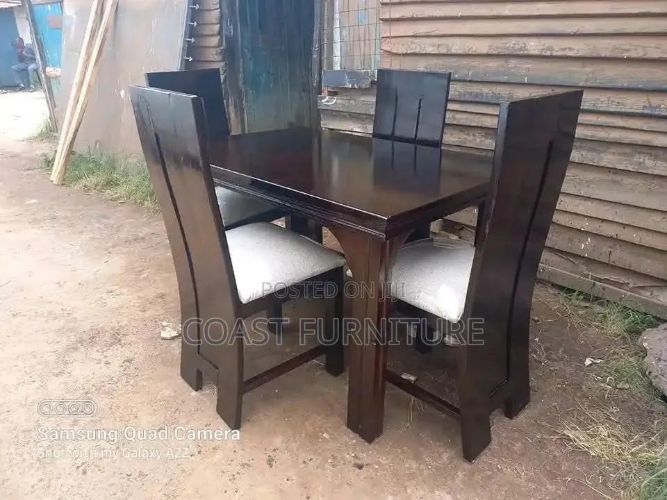 4 Seaters Dining Table That Suites Your Family With Marble Top