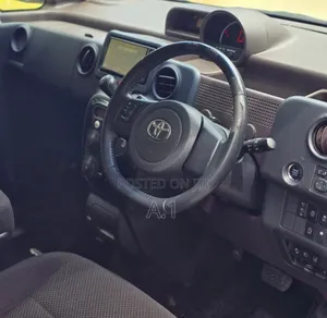 Toyota Porte 2019 White