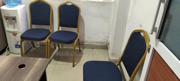 Furnished Office to Let - thumbnail 4